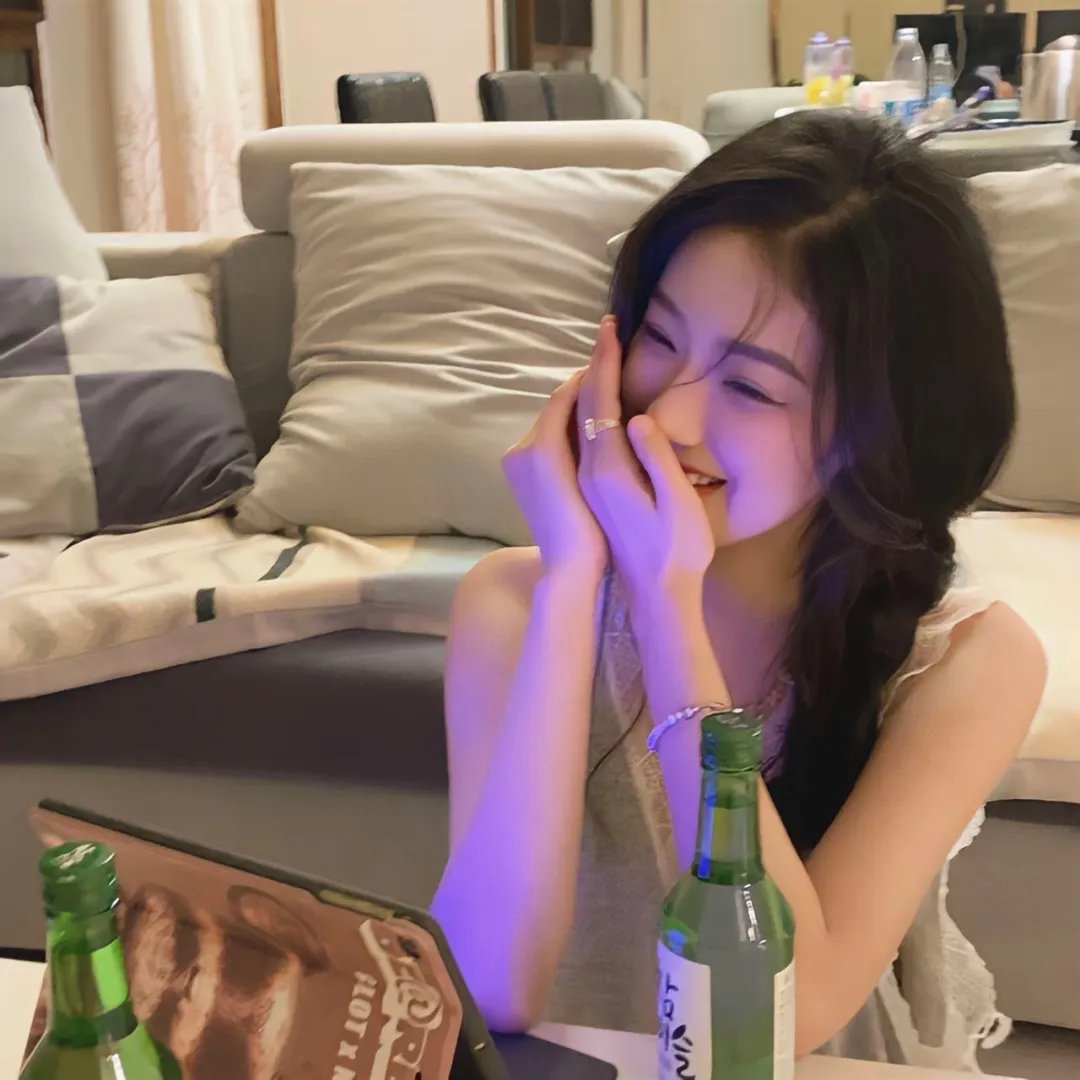 大佬爱美丽封面