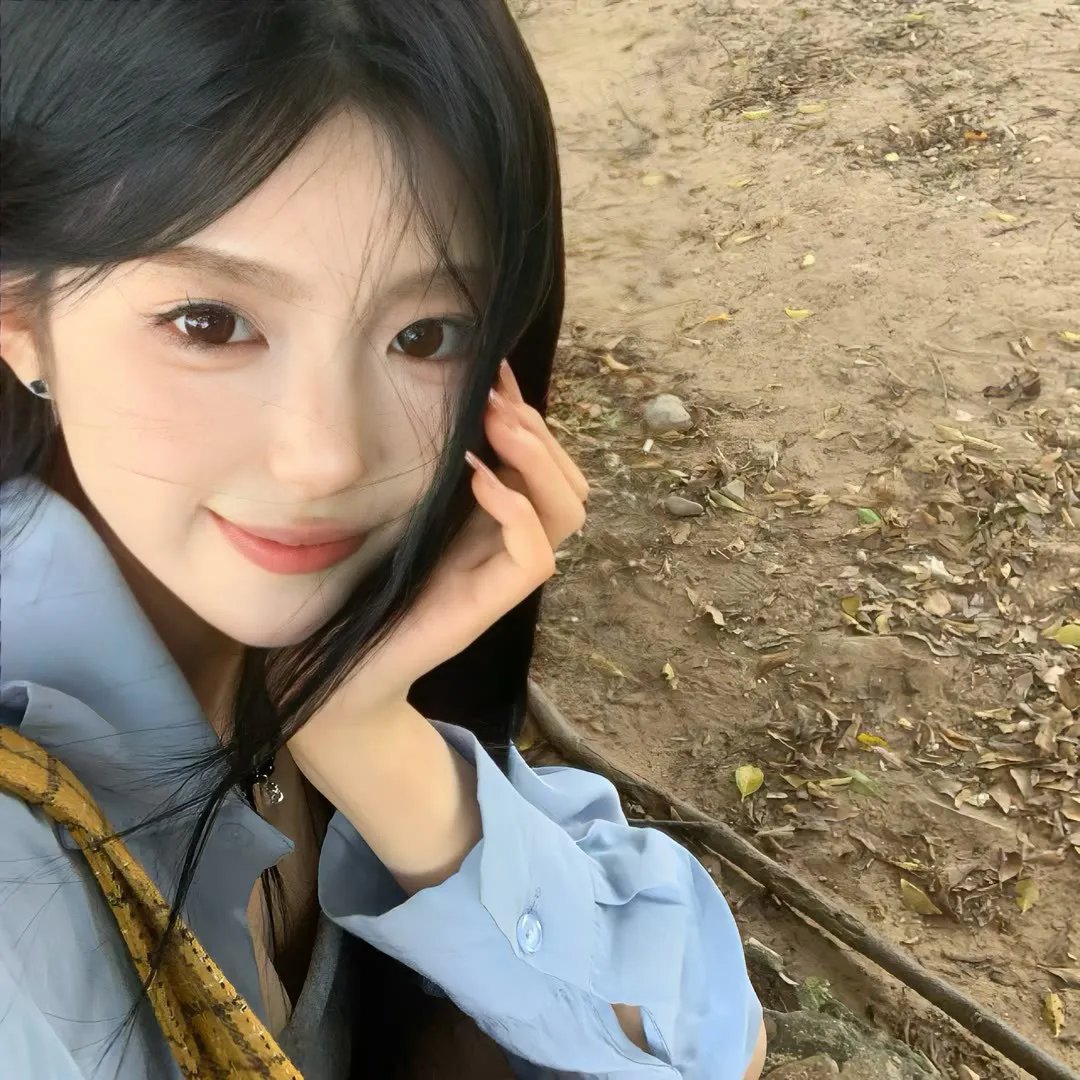 爱你如诗美丽封面