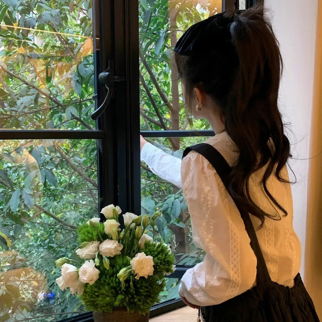 愿江海一直向上流封面